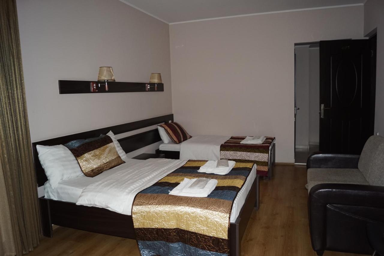 Iar Hotel Batumi Eksteriør billede