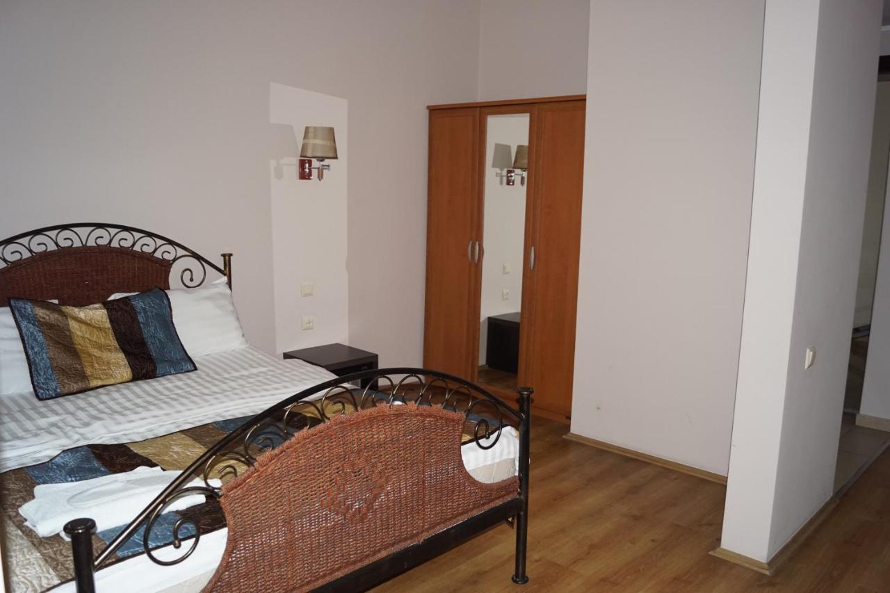 Iar Hotel Batumi Eksteriør billede