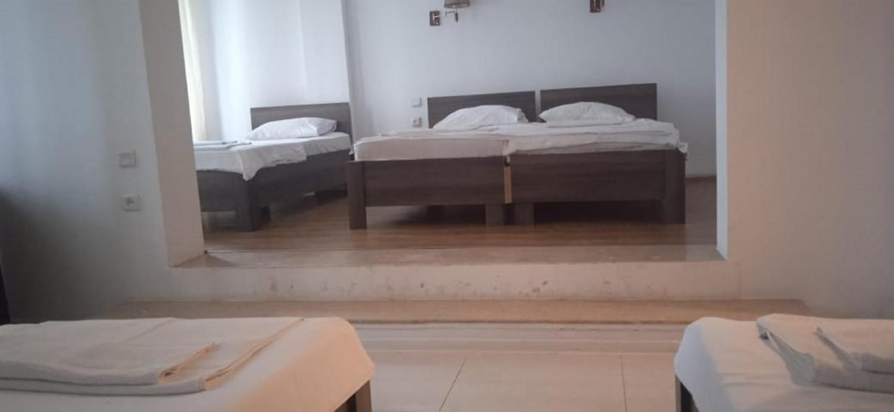 Iar Hotel Batumi Eksteriør billede