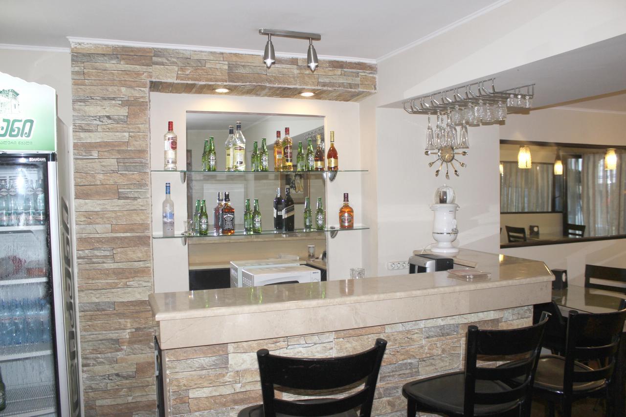 Iar Hotel Batumi Eksteriør billede